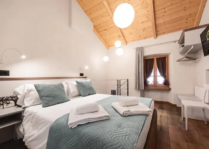 Aosta Centre Apartments - Martinet 17